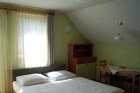 Studio apartment Hribar