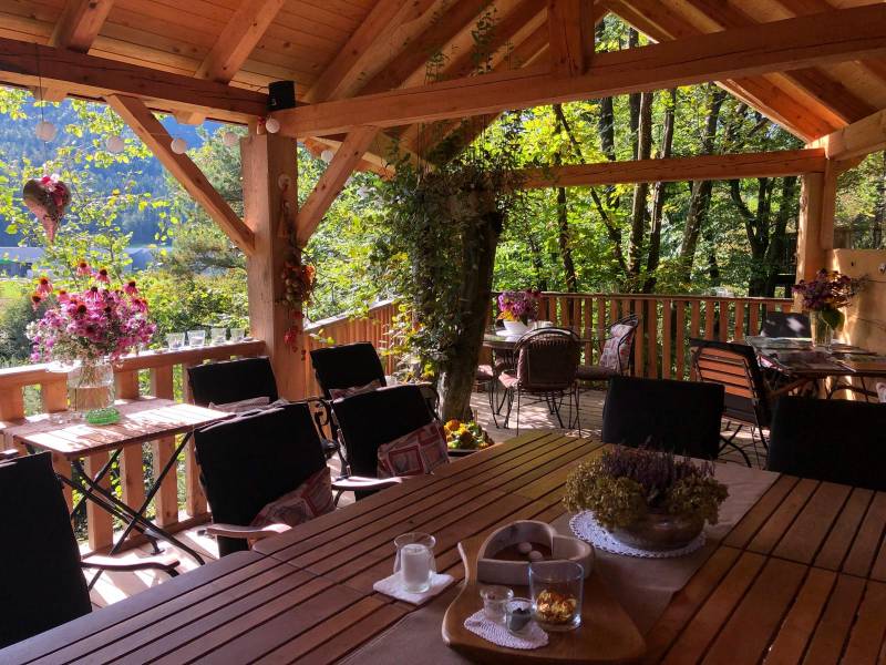 sodobno opremljena letna kuhinja, glamping savinja sodobno opremljena letna kuhinja, glamping savinja
