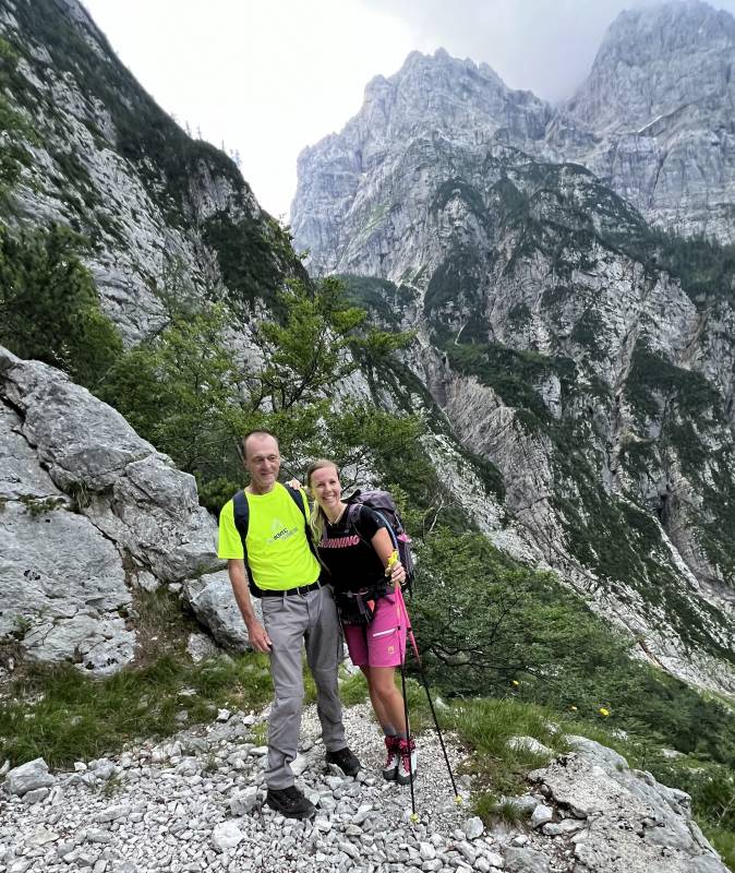 Miran in Špela Mala korita Soče