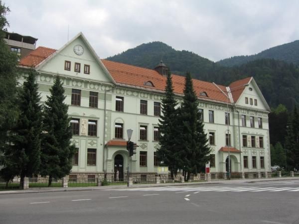 GIMNAZIJA JESENICE