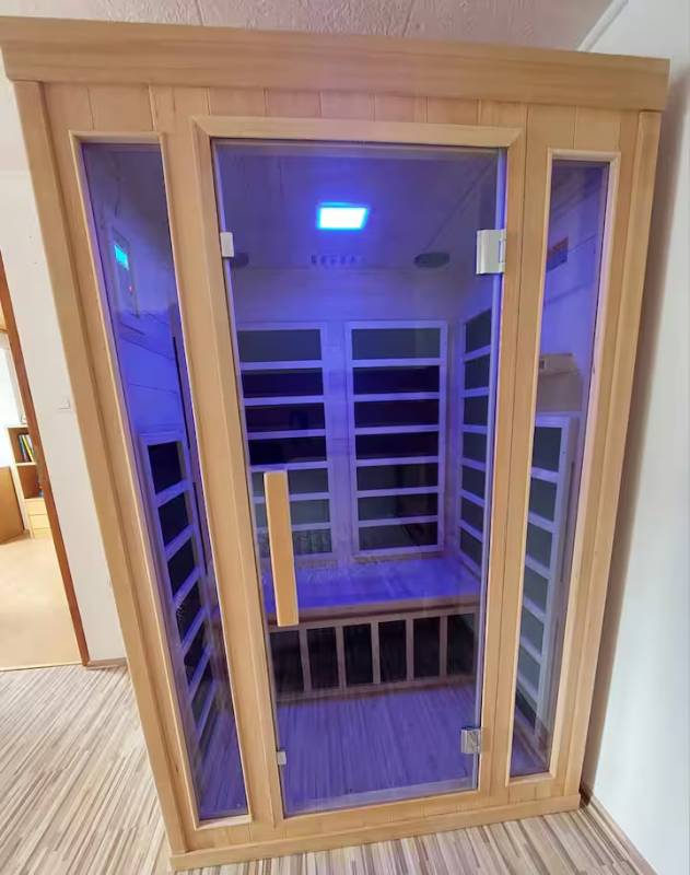 Sunflower House- sauna